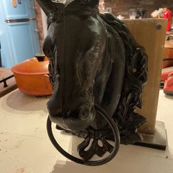 Antique Vintage Black Cast Iron Horse Head Wall Mount Hitching Post Barn Decor