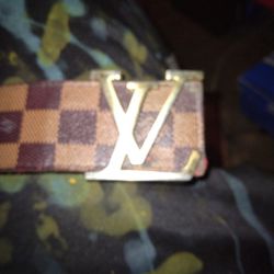Louis Vuitton Belt & Belt Buckle 