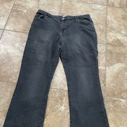 PANTS AND JEANS (12$ EACH)