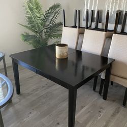Eight. Chair Dining Room Table.