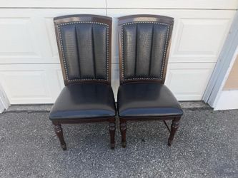 Set of 2 Black Leather Chairs