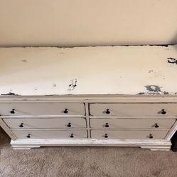 Classic 6 Drawer Dresser