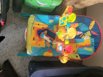 Baby bouncer / rocker