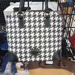 Dooney And Bourke Purse