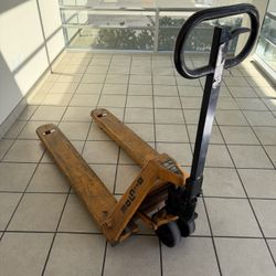 Pallet Jack 