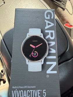Garmin Vívoactive 5 GPS Smartwatch