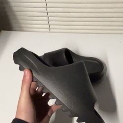Yeezy Slides