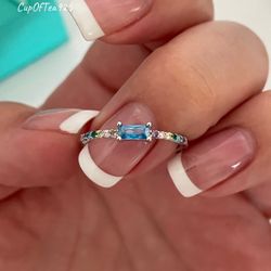 Brand New Sterling Silver 925 Ring With CZ Diamonds (size 6,7,8)