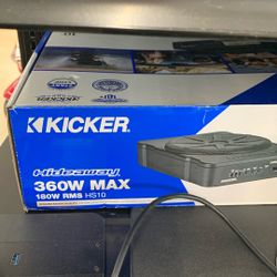 Kicker 10” Powered Subwoofer Enclosure In Box