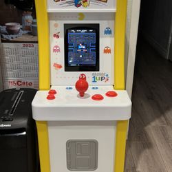 Pac-Man Arcade 1up Jr