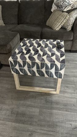 Coffee Table / Mesa 