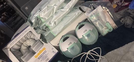 Breast pump