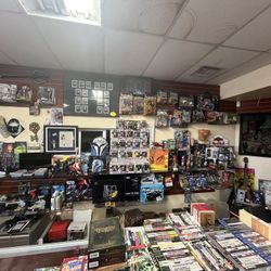  Attention Christmas Shoppers 