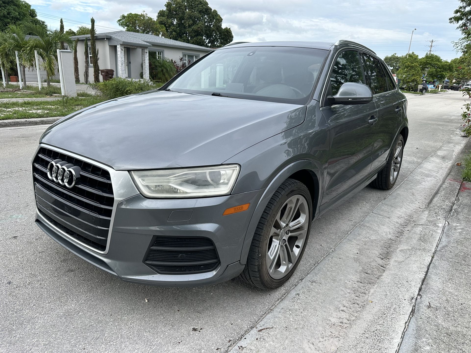 2016 Audi Q3