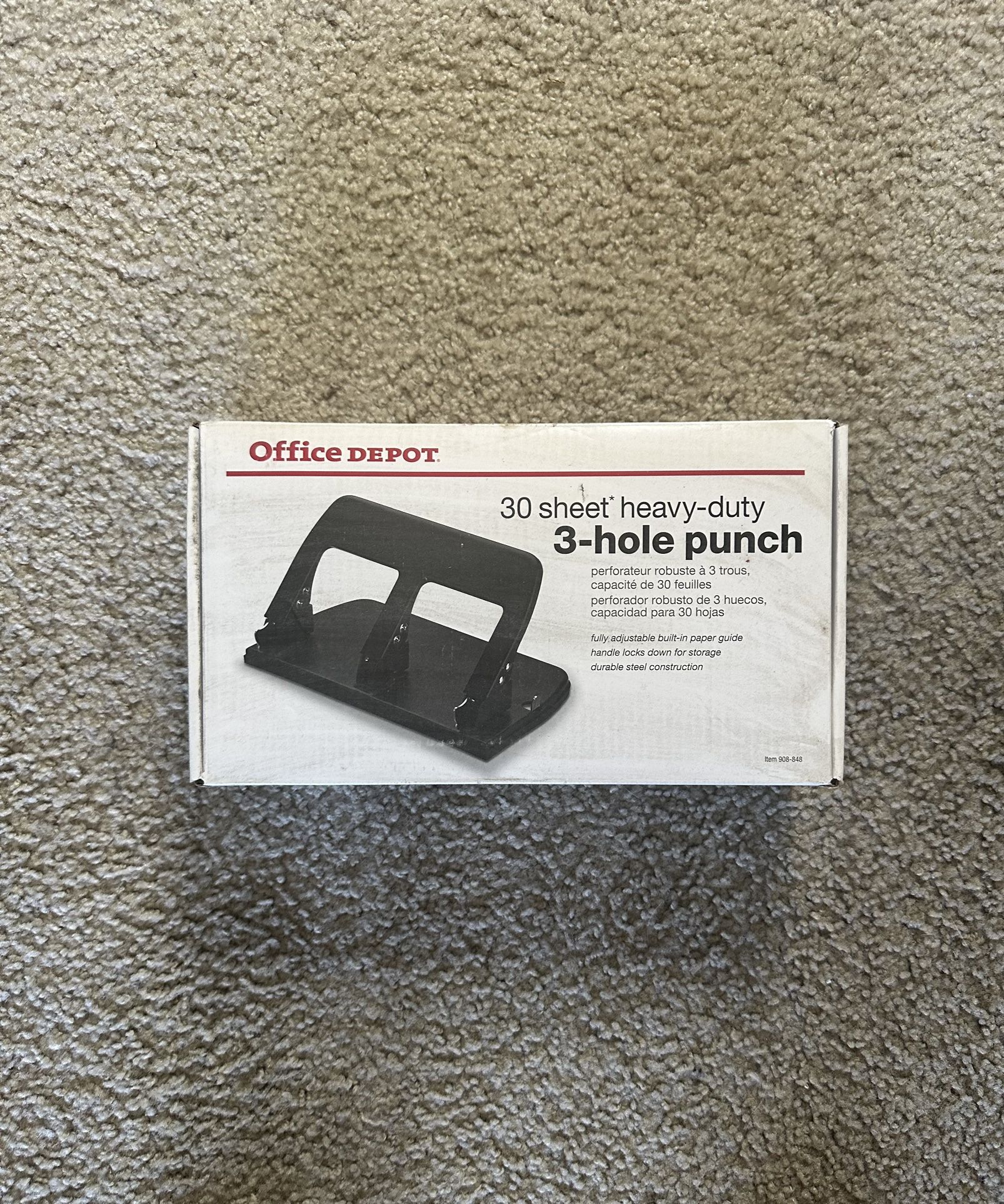 Unused 3 Hole Punch