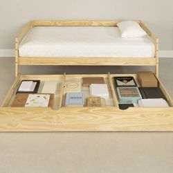 Twin Size Daybed New In Box 