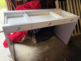 Glass top impressions vanity