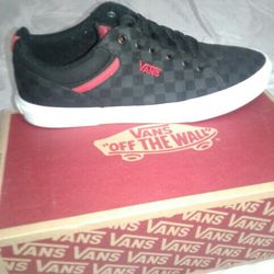 vans black checkerboard and red size 12