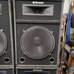 Q Power Speaker / 6 of them ($100 ea)