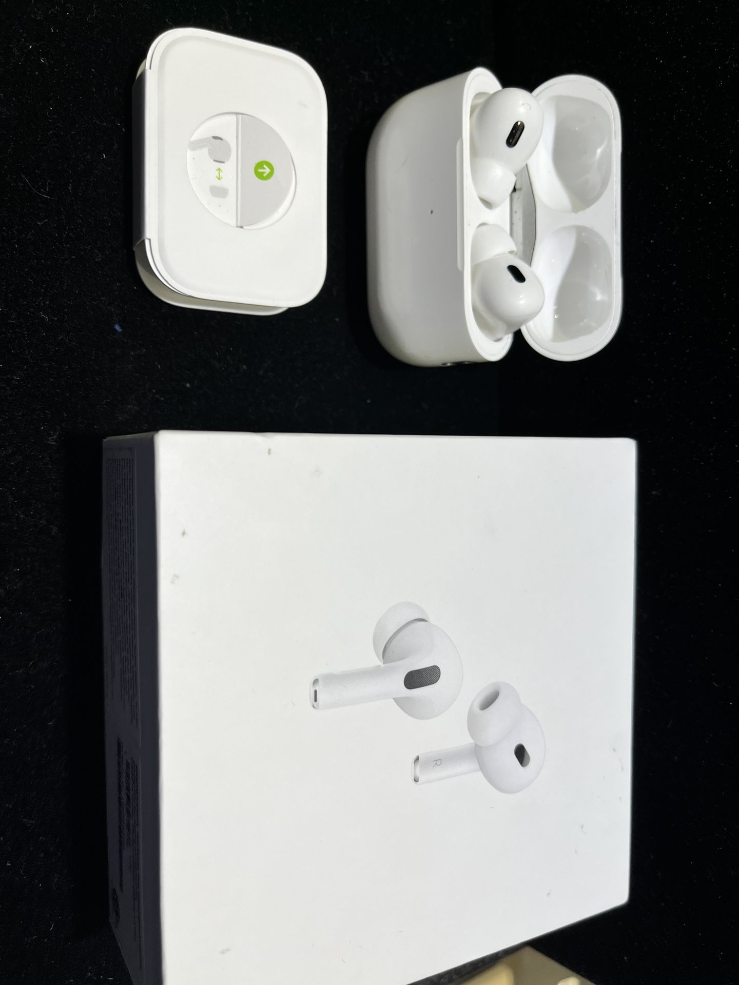 Apple AirPods Pro Gen 2 