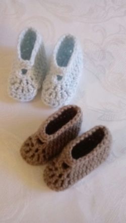 Baby boy booties, hand crafted, made with acrylic yarns, new, fit 0-3 months, $2.00 each.