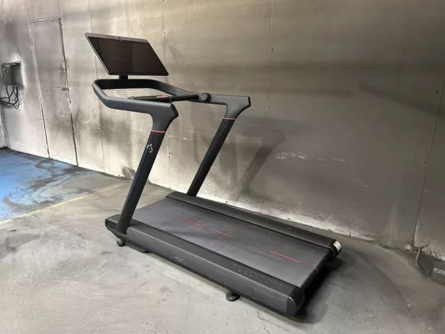 Peloton-Treadmill 