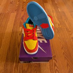 Nike SB Dunk Bart Simpson size 8