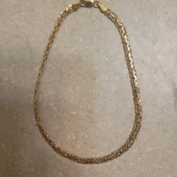 14 K Gold Bracelet.  Weight Is 4.5 Grams