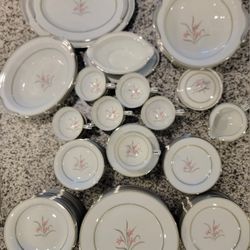 Vintage Noritake KENT 5422 Fine China Japan