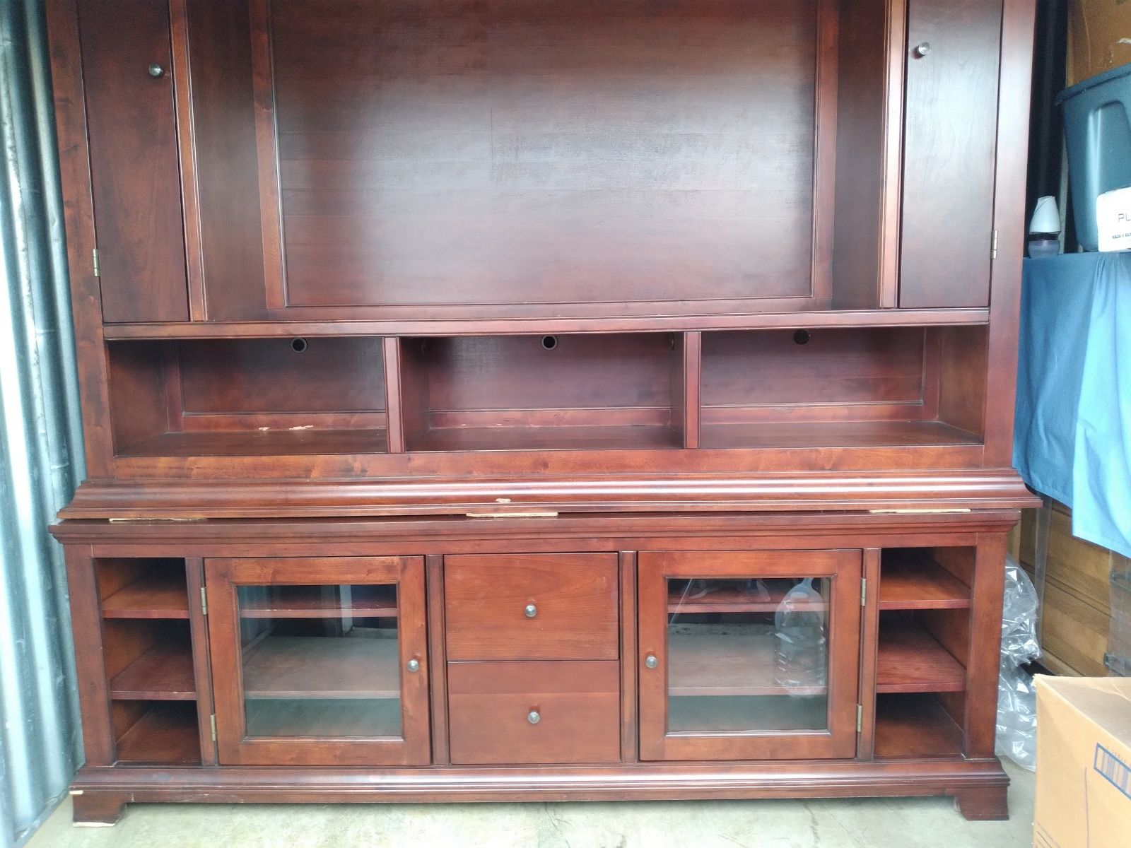 2 piece Entertainment Unit