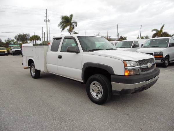 Chevy Silverado 2500 HD EXTENDED CAB utility truck service truck