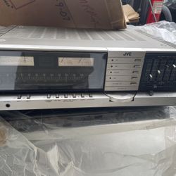 Vintage JVC JR-S301 Stereo Receiver With Graphic Equalizer 
