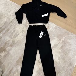 Brand new Alo Sweatset
