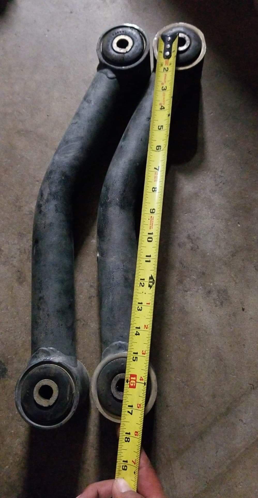 Jeep Lower control arms $60