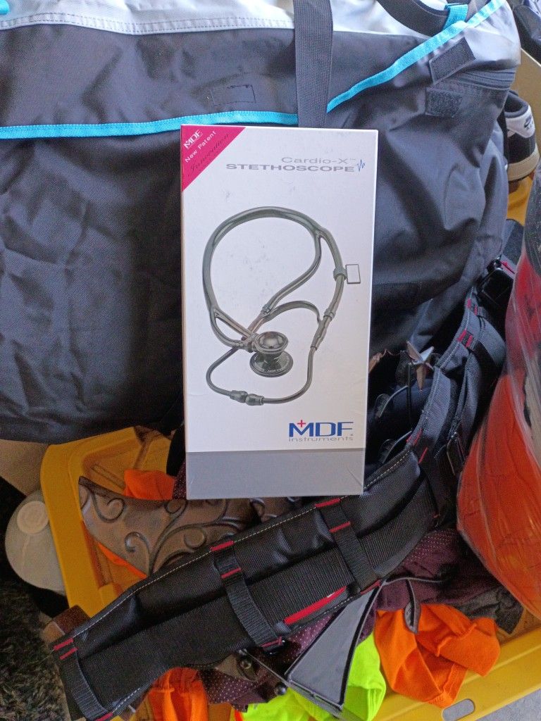 MDF /CARDIO X  / STETHOSCOPE 