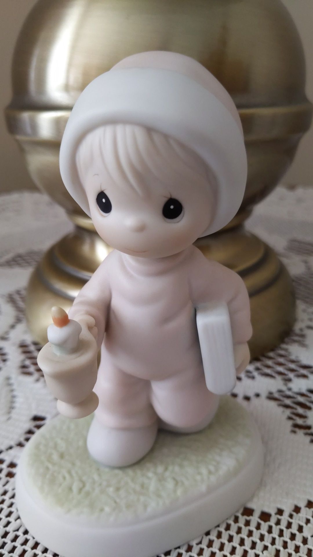 Precious Moments Figurine