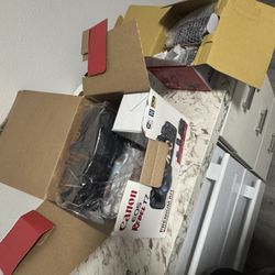 Canon EOS REBEL T7 Premium Kit 