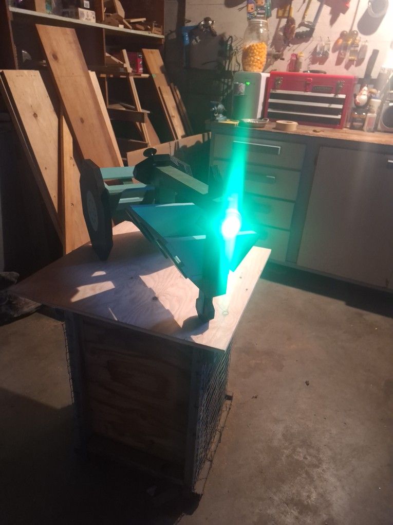 28" Tractor Planter With Light