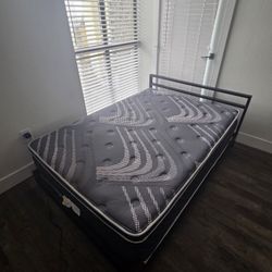 (Like New) Full Size/Queen Mattress + Frame ($250 OBO)