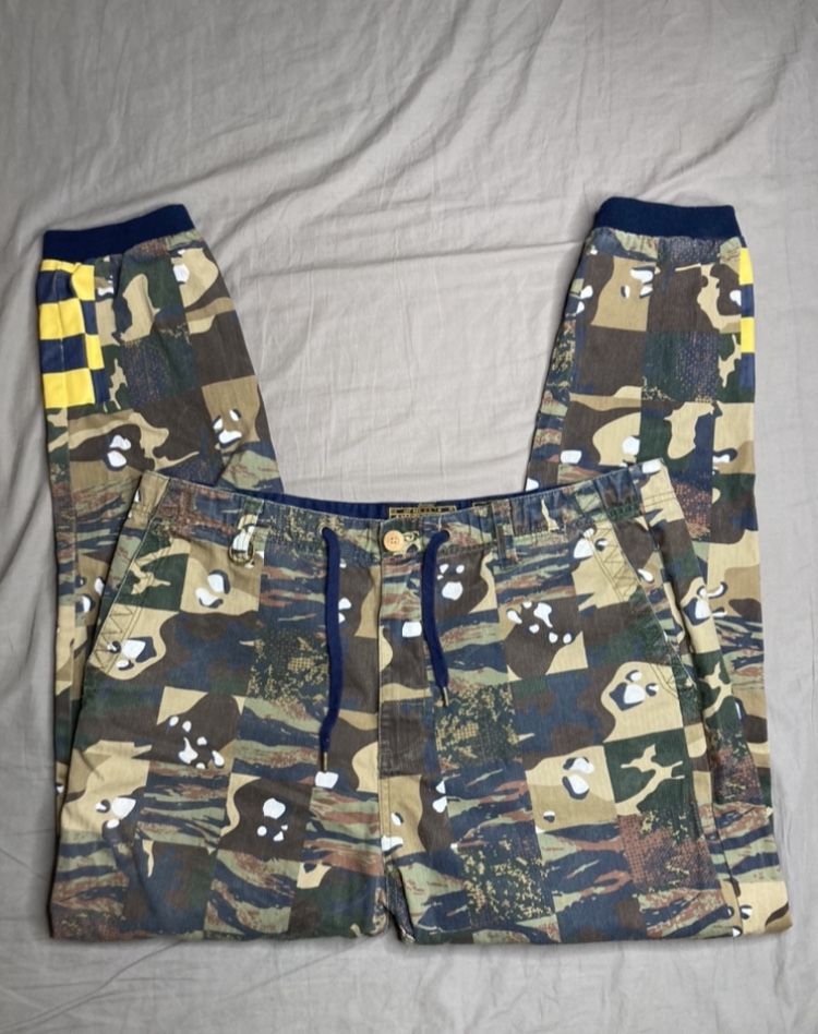 Akoo Camo Jogger Pants  Size 40 