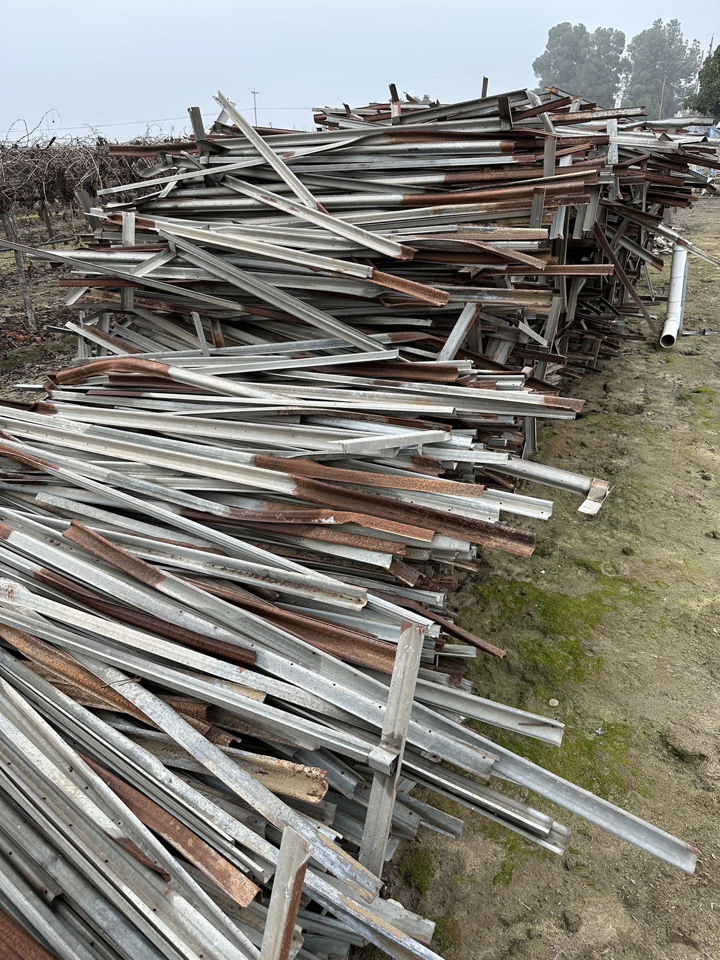 7 Foot Metal Posts