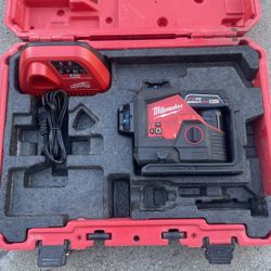 Milwaukee M12 12-Volt Lithium-Ion Cordless Green 360 Degree 250 ft. 3-Plane Line Laser Level Kit w/ 1x 3.0 Ah Battery Charger & Case  $399