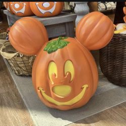 2023 DISNEY PARKS GIANT MICKEY MOUSE LIGHT UP PUMPKIN HEAD - BRAND NEW IN BOX-