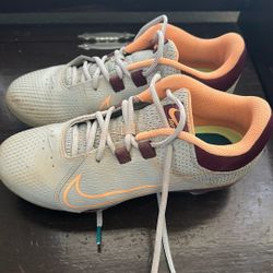 Nike Softball Cleats Sz 8 1/2