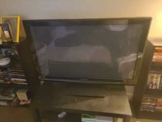 42" TV with TV Controller