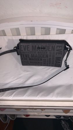 Steve madden black cross body purse never used