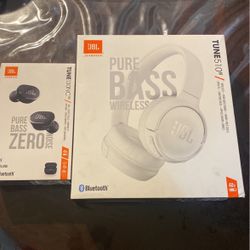 Bluetooth Headphones For Both 120 Brand New 