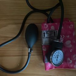 Blood Pressure Cuff - (Sphygmomanometer)
