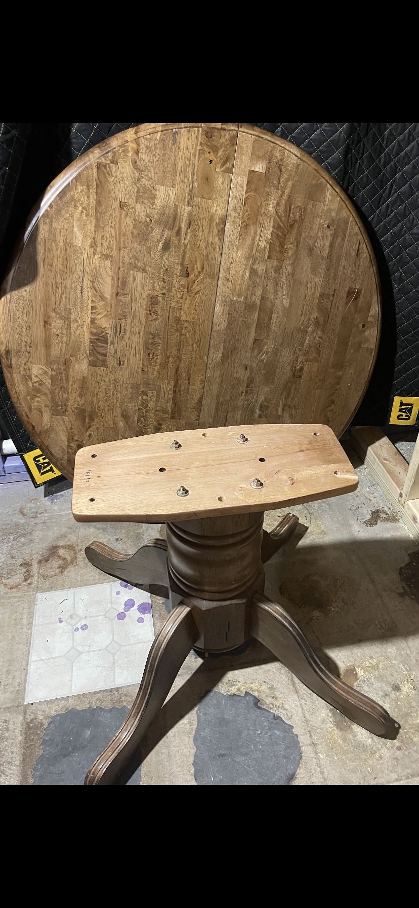 42’ Pedestal Table