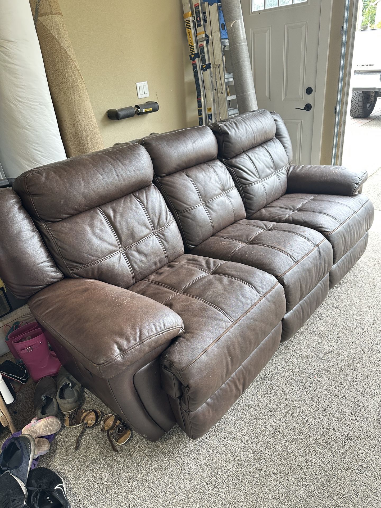 Couch, FREE